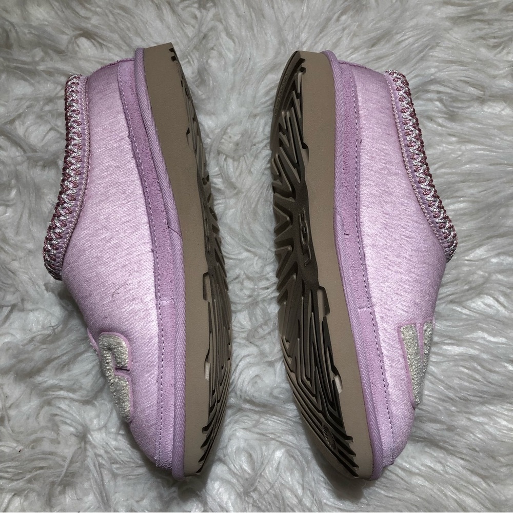 NWT UGG limited edition pink Tasman White Size 6 kids = 7.5 women Fuzzy Slip On - Picture 4 of 7